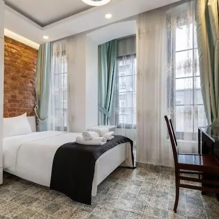 Cozy & Comfy Studio At Beyoglu - 17 *