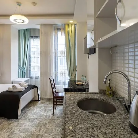 Apartment Cozy & Comfy Studio At Beyoglu - 17